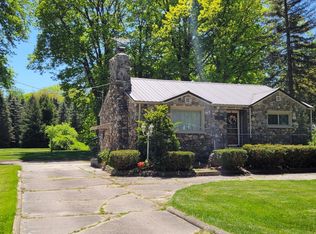 3135 Simpson Rd, Fort Gratiot, MI 48059