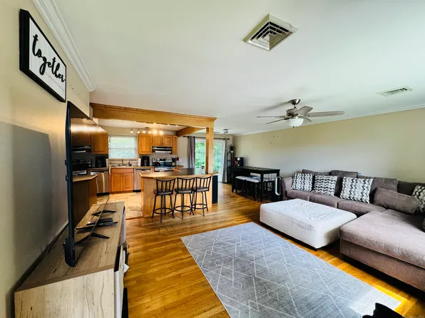 13 Mark Trail, Groton, CT 06340