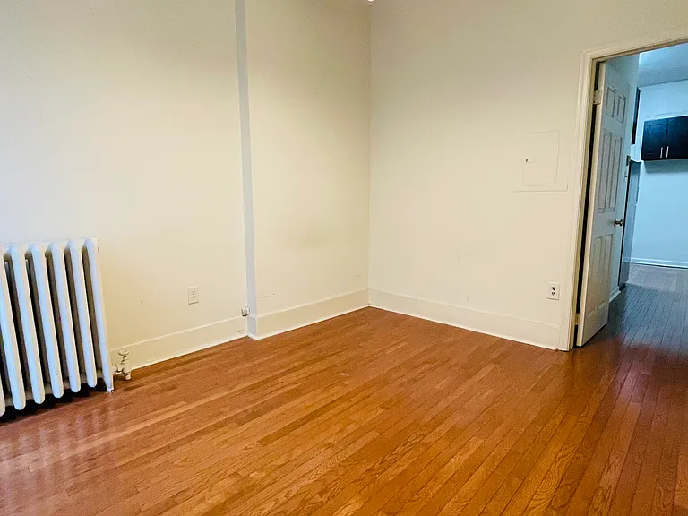 1128 N 3rd St #1F — Photo 11