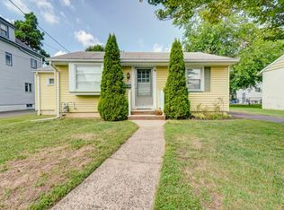 160 4th Ave, Hawthorne, NJ 07506