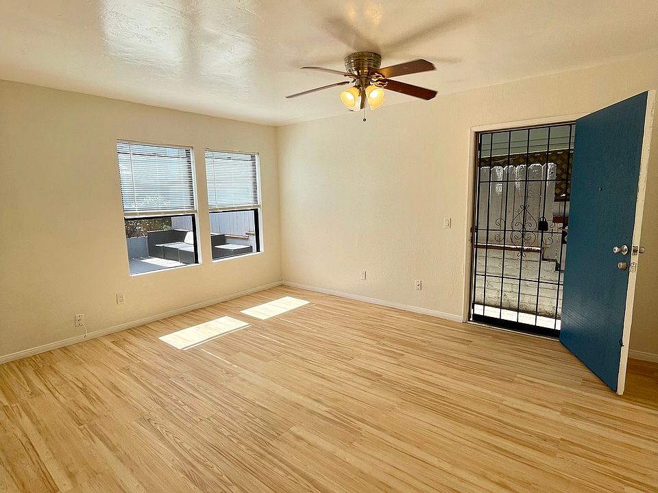 1st image of 1932 Hornblend St