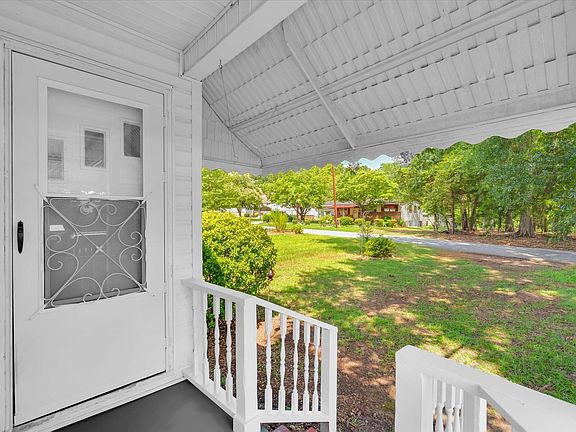 3rd image of 309 Milliken Ave