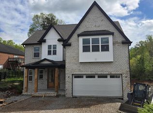 8004 Burges Fall Ln, Knoxville, TN 37931