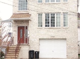 322 Warren St #1, Harrison, NJ 07029