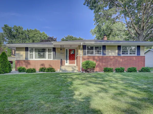 9207 Birch Ave, Munster, IN 46321