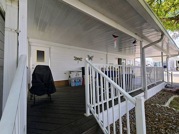 4th image of 609 County Road 466 #535