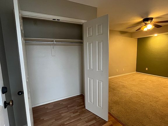 3rd image of 806 W Tahlequah St APT C