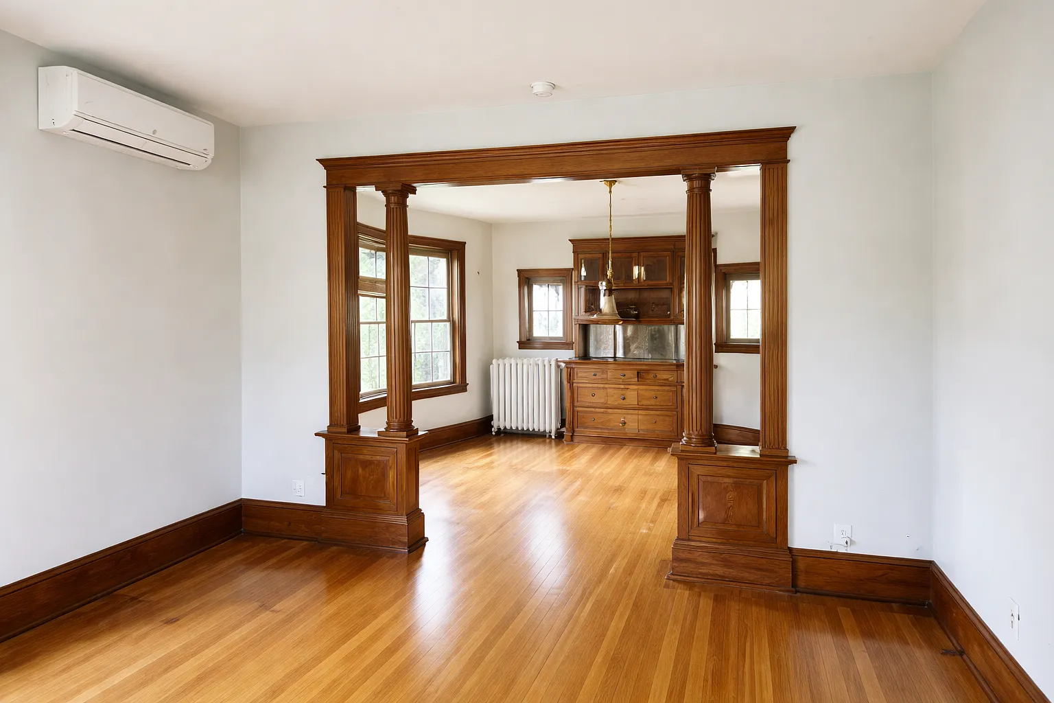 6 bed, $4,000 — Photo 4