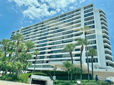 500 Three Islands Blvd APT 504, Hallandale, FL, 33009