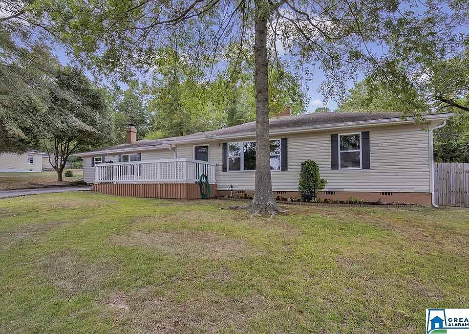 1st image of 208 Mountain Dr