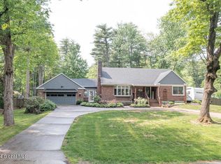 307 Parkview Dr, Schenectady, NY 12303