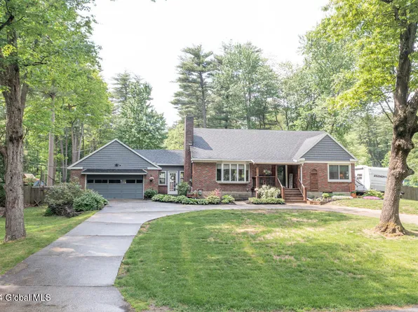 307 Parkview Drive, Guilderland, NY 12303