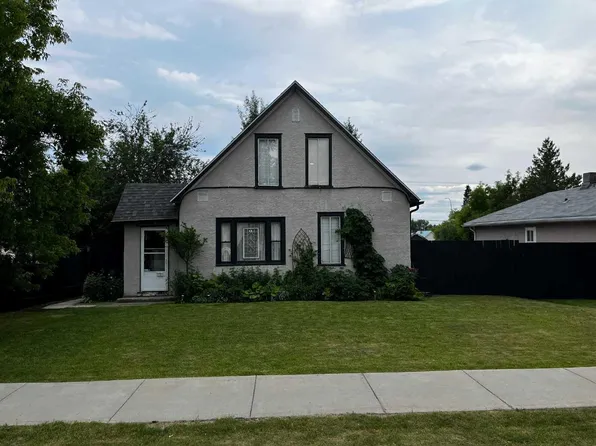 4621 5th Ave, Edson, AB T7E 1C6