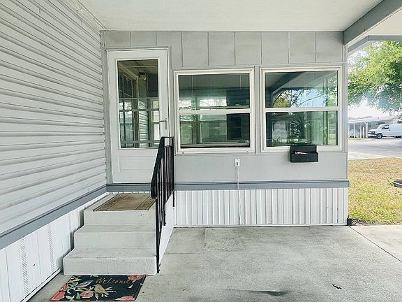 3rd image of 7100 Linmar Cir #38