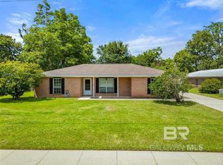 522 W Ariel Ave, Foley, AL 36535
