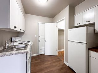 1218 S Madison St #4, Appleton, WI 54915