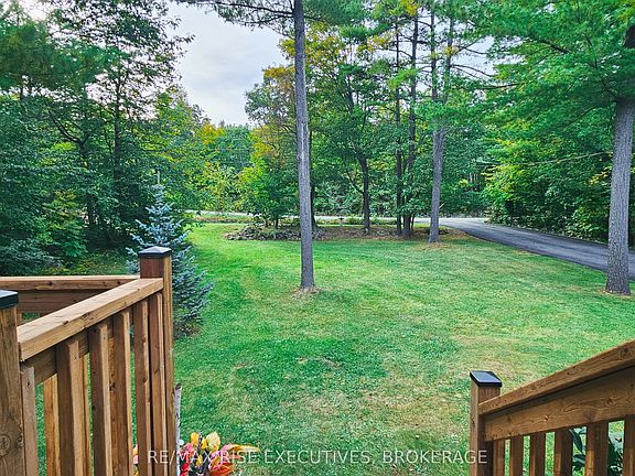3rd image of 4956 Ramparts Rd