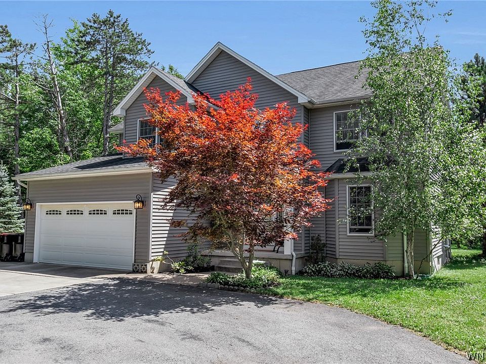 1st image of 75 Brunck Rd