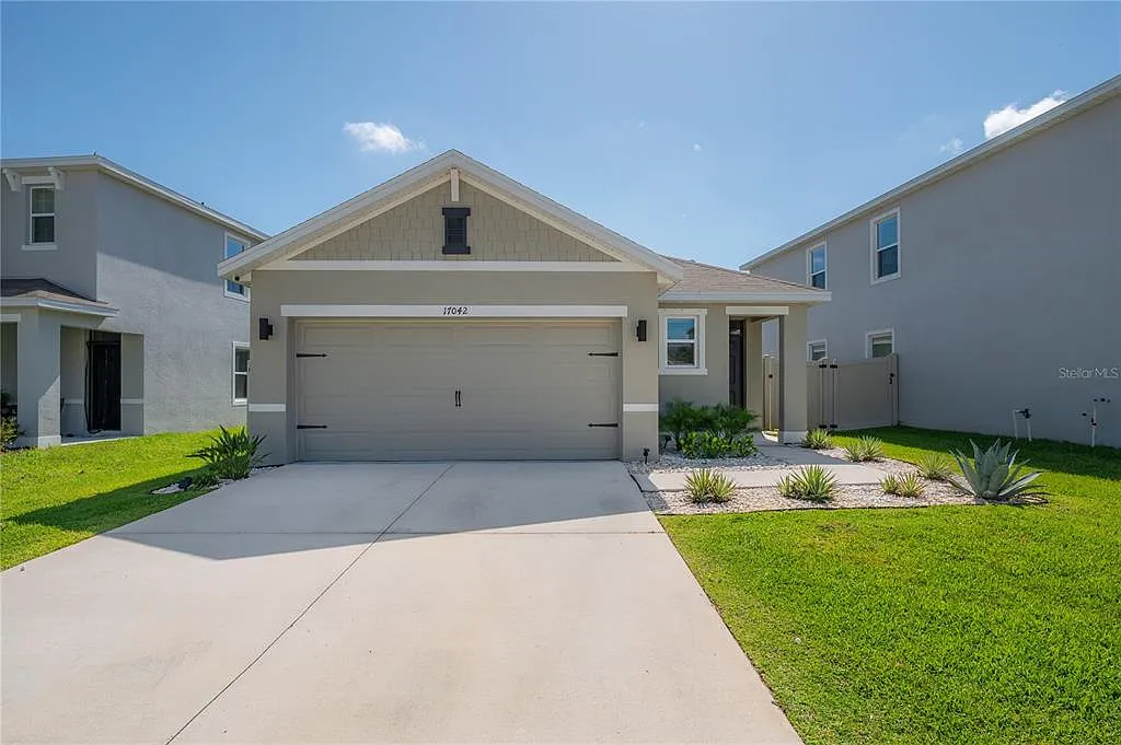 Building Photo - 17042 Oval Rum Dr
