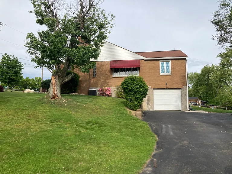 53 Wayne Ave — Photo 14