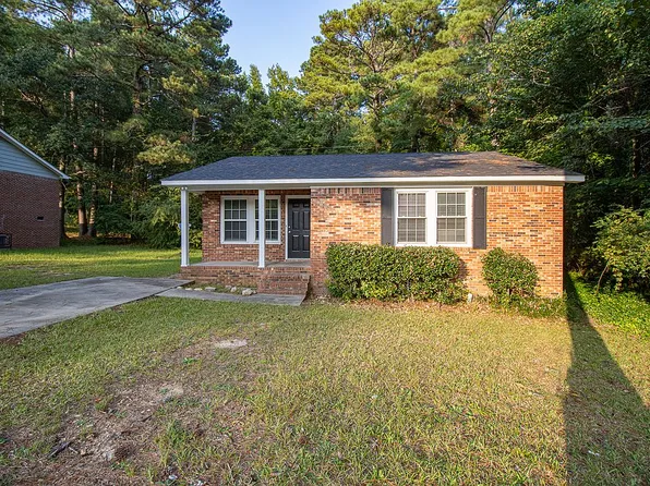 701 Meadowlake Dr, Columbia, SC 29203