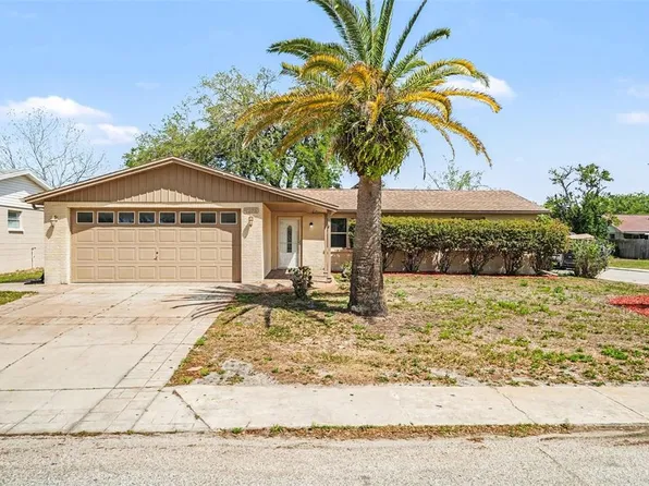 7255 Fireside Dr, Port Richey, FL 34668