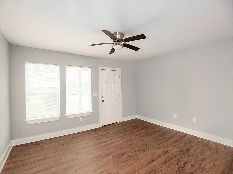 7815 Jester St — Photo 5