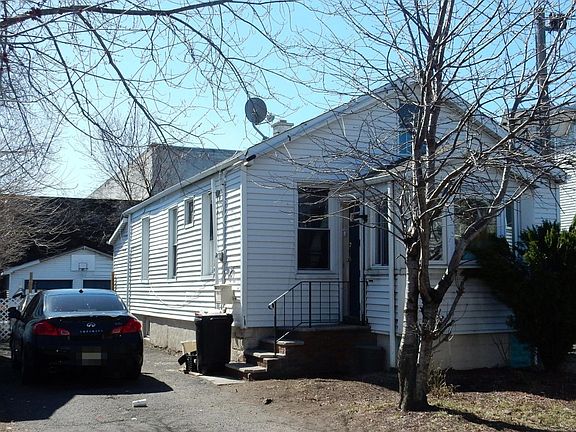 3rd image of 80 Maryland Ave