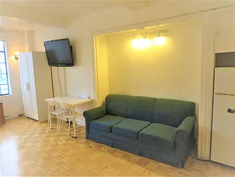 Rented by Sido New York LLC