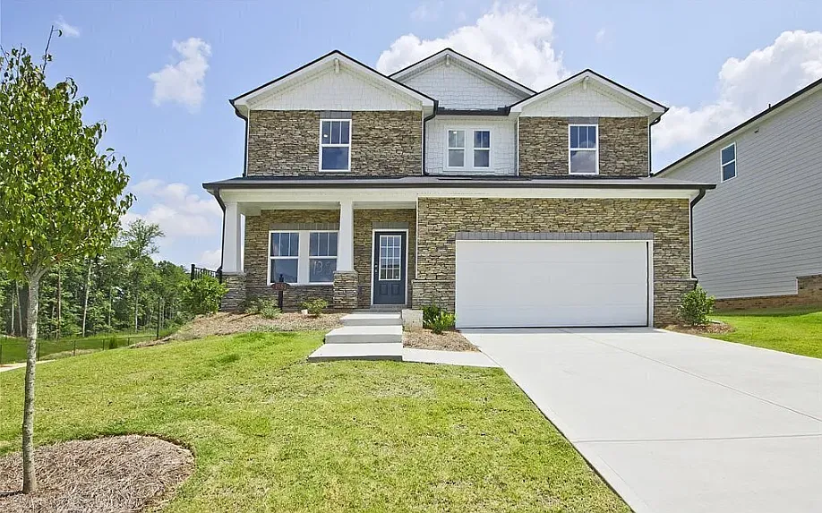 4 bed, 2479 sqft, $2,600 — Photo 1