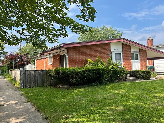 3rd image of 30754 Middlebury St