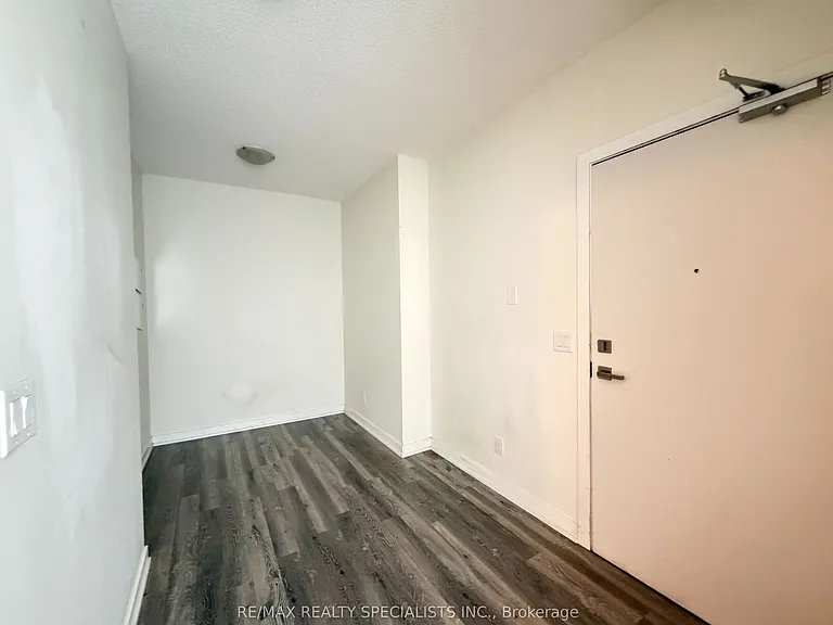 510 Curran Pl #3502 — Photo 6
