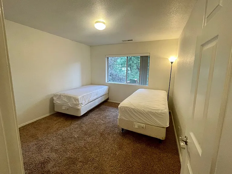 57 E Mohawk Dr — Photo 11