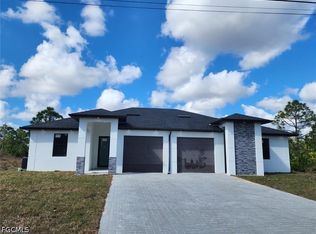 388 Bell Blvd S, Lehigh Acres, FL 33974