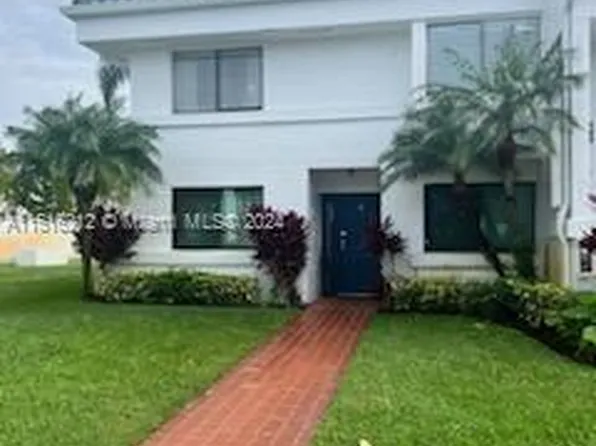 21300 San Simeon Way APT O1, Miami, FL 33179