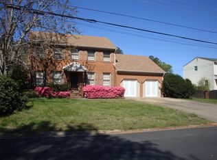 369 Gainsborough Rd, Virginia Beach, VA 23462