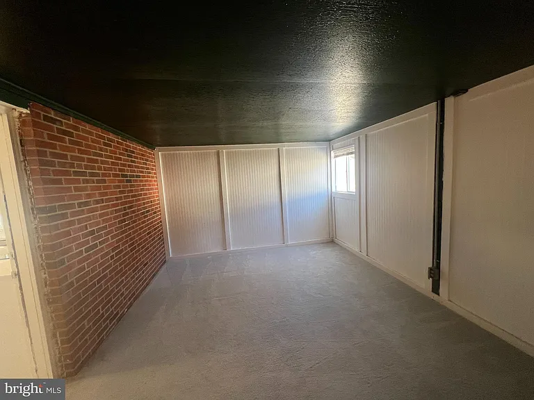 13209 Thornton Dr — Photo 14