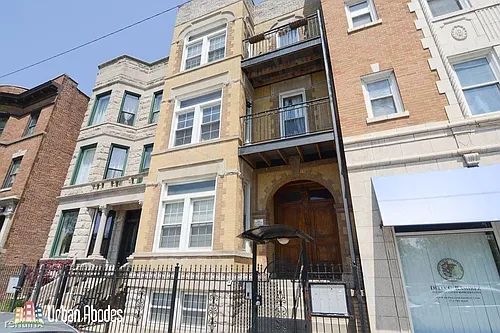 3044 W North Ave Photo 1
