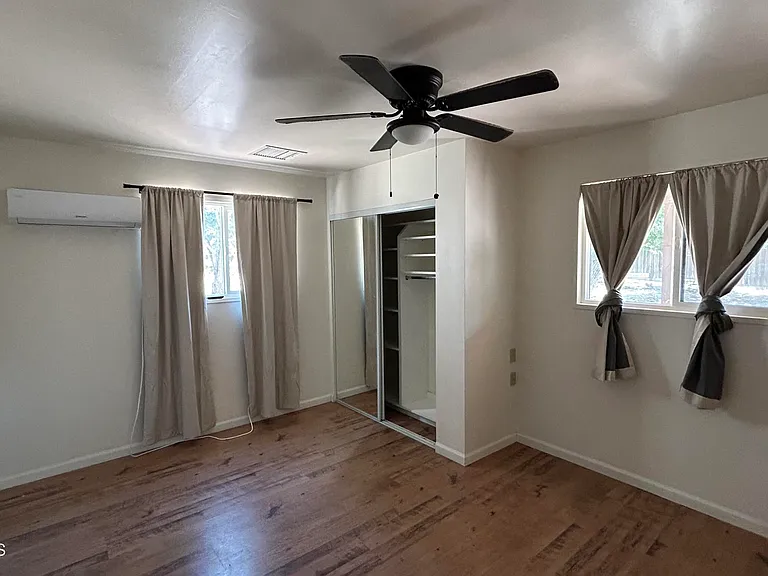 610 Flora St — Photo 4