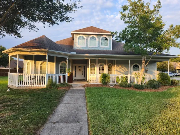 605 Brunswick Dr, League City, TX 77573