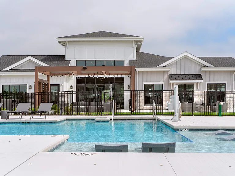 Seasons at Spring Street Resort-Style Pool