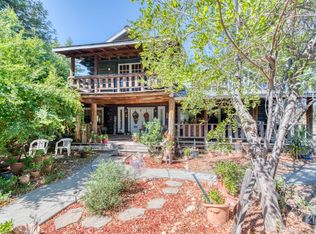 14444 Oak View Dr, Prather, CA