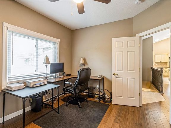 4th image of 4717 Ashwood Dr
