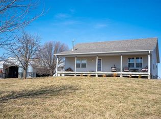 37626 W 196th St, Rayville, MO 64084