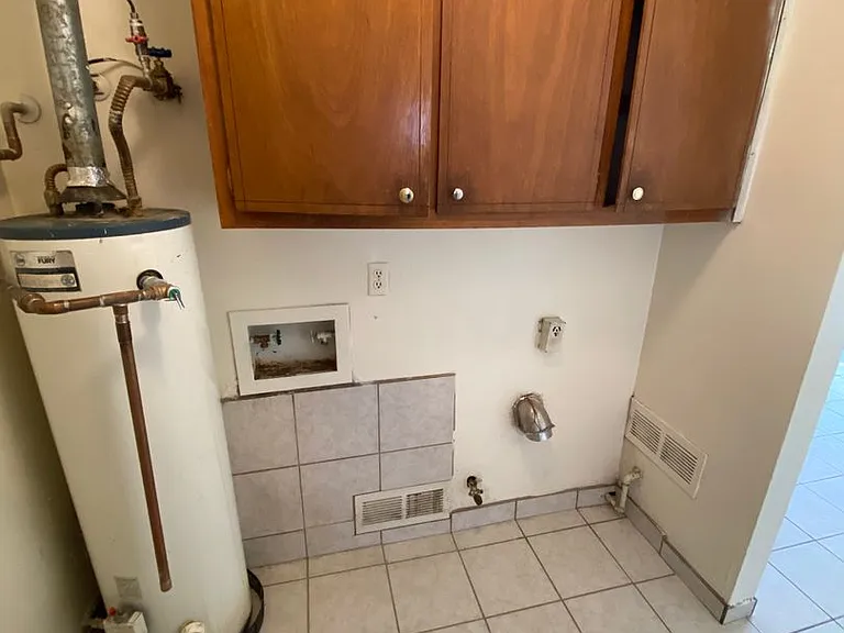 449 Charleston St SE — Photo 8