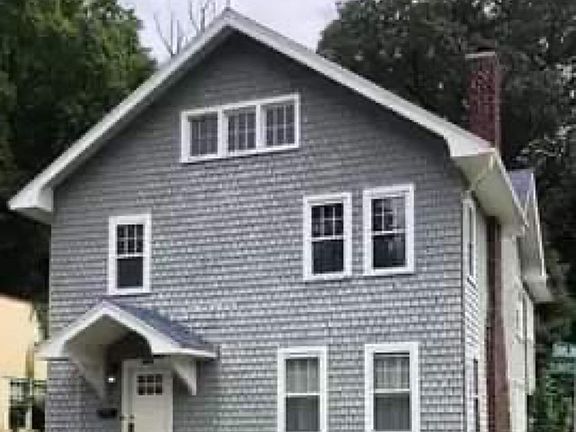 5th image of 2102 Sunrise Ave