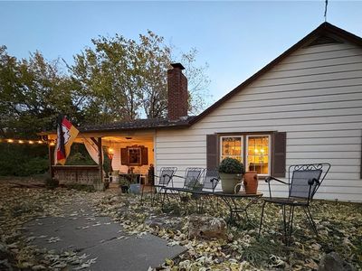 8505 Pershing Rd, Raytown, MO, 64138