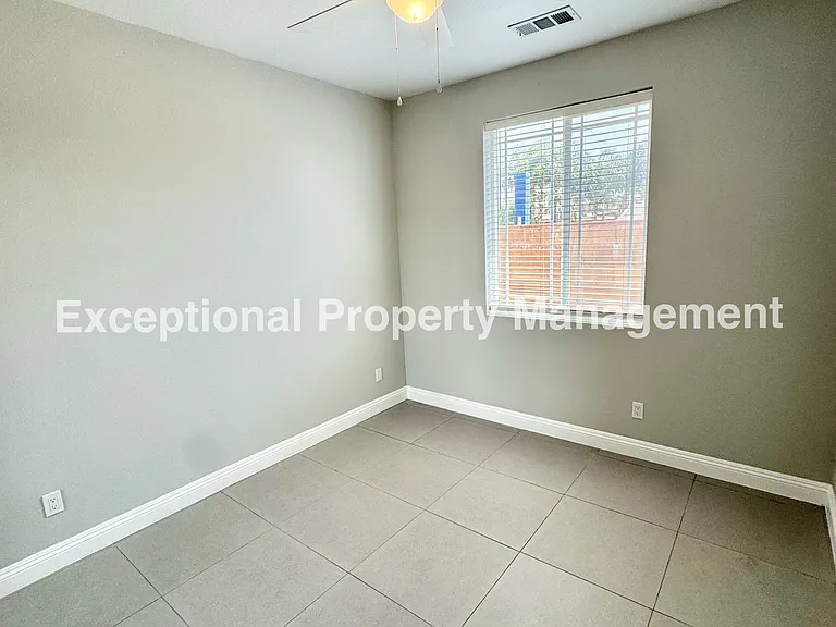 16265 Plum St — Photo 9