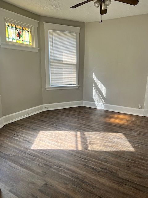 2nd image of 4009 Ivanhoe Ave
