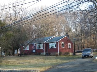 320 Palmer Rd, Denville, NJ 07834